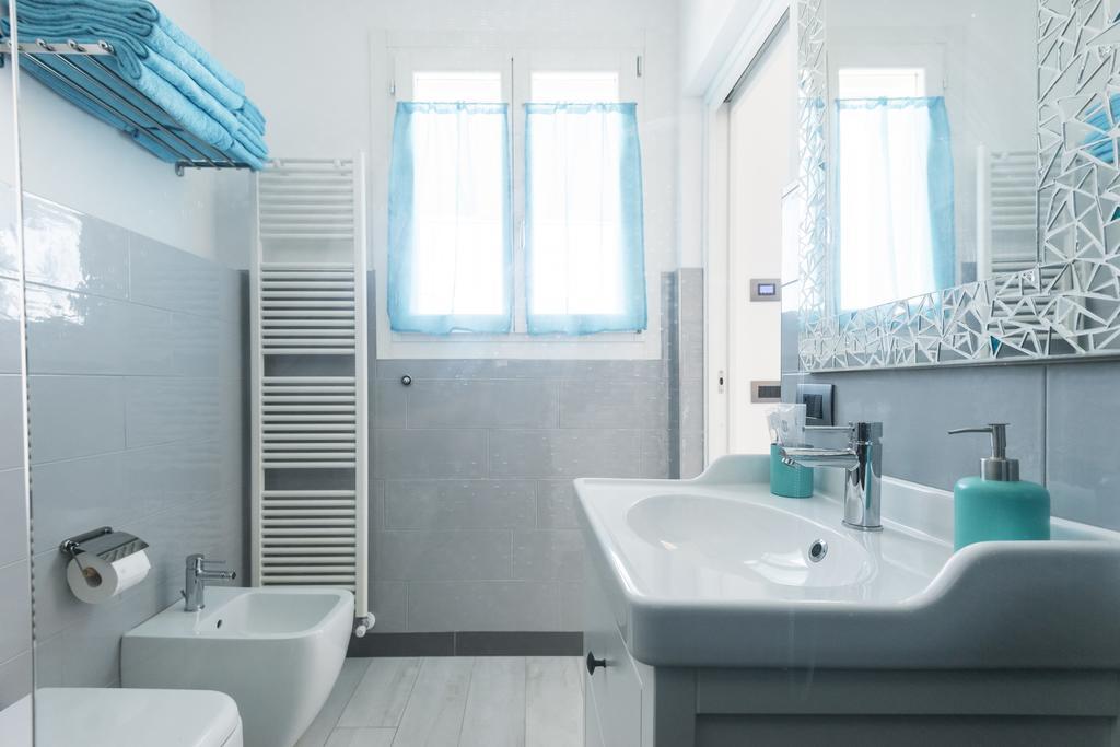 Attico Del Duomo Apartment Модена Екстериор снимка