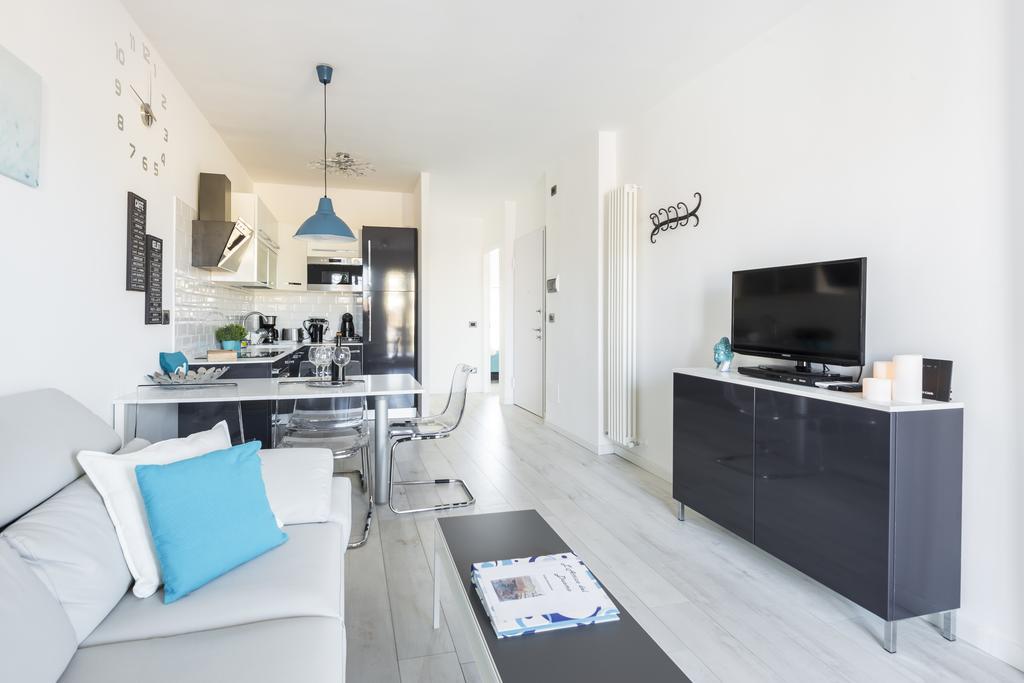 Attico Del Duomo Apartment Модена Екстериор снимка