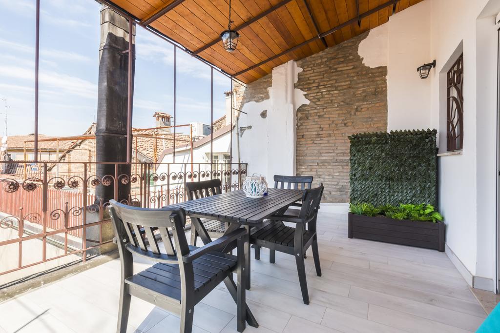 Attico Del Duomo Apartment Модена Екстериор снимка